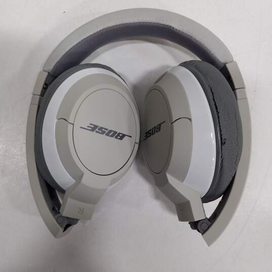 Bose OE2 Headphones w/Black Leather Case image number 9
