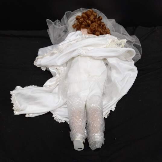 Erika Porcelain Bride Doll In Box 62/750 image number 7