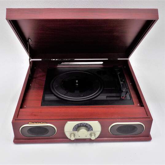 Studebaker SB6051 Record Player AM FM Radio image number 1