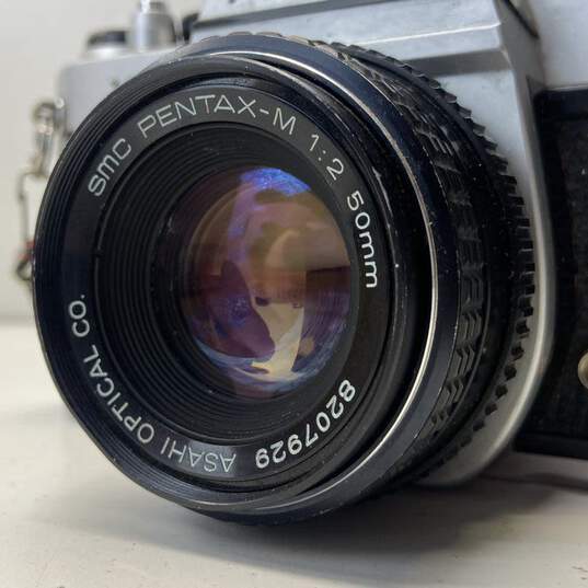 PENTAX K1000 35mm SLR Camera with 50mm 1:2 Lens image number 2