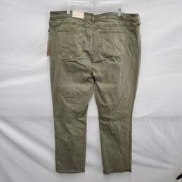 NWT NYDJ WM's Marilyn Straight Moss Pigme Denim Jeans Size 22W x 30 alternative image