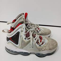 Nike Lebron Lace-Up Athletic Sneakers Size 11 alternative image
