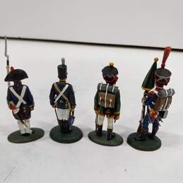 4pc Set of DelPrado Assorted Soldier Figurines alternative image