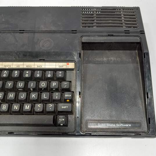 Model TI-99/4A Vintage Computer image number 2