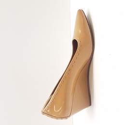 Donald J. Pliner Women's Nude Patent Leather Wedge Heels Size 7.5