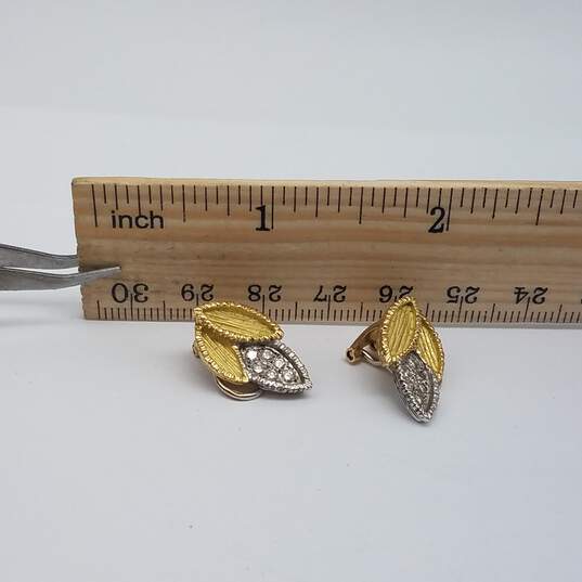 18k Two Tone Gold Diamond Flower Design Omega Back Earrings 7.6g image number 8