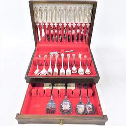 VNTG 1847 Rogers Bros Reflection Pattern Silverplate Flatware Set for 12 w/ Case