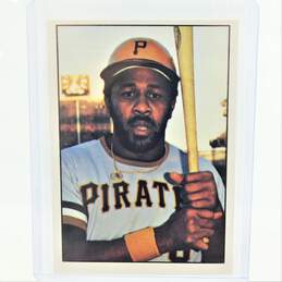 1976 HOF Willie Stargell SSPC #573 Pittsburgh Pirates
