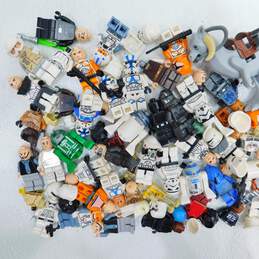 10.0 oz. LEGO Star Wars Minifigures Bulk Lot alternative image