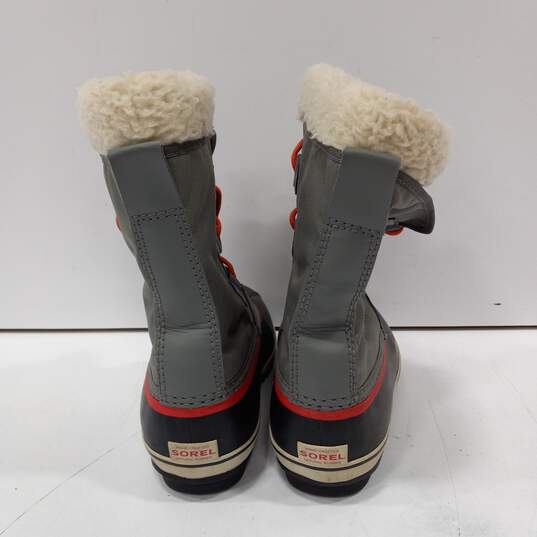 Women's Sorel Boots Size 6 image number 3
