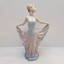 Lladro Porcelain Art Sculpture  Ballet Dancer Figurine