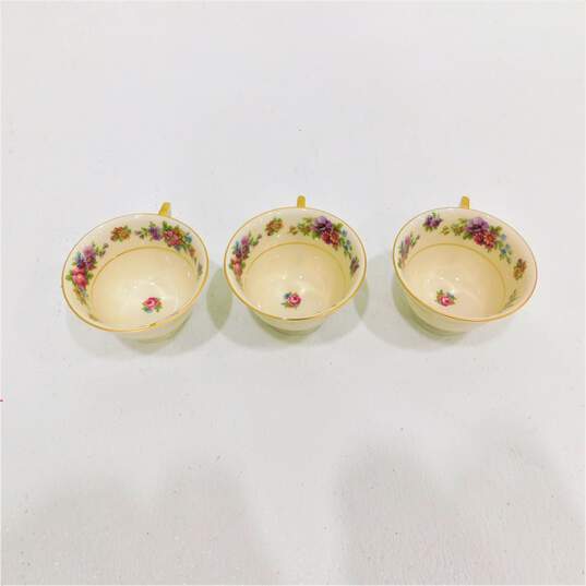 Thomas Ivory Bavaria Floral Gold Trim Set of 4 Footed Cups & Saucers image number 4