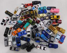 Lot of 60 Mattel Hot Wheels Modern Die Cast Toy Cars