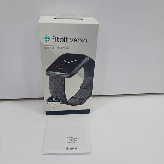 FitBit Versa Special Edition - Model No. FB505BKGY IOB image number 2