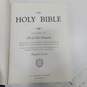 Holman Family Bible King James Version IOB image number 4