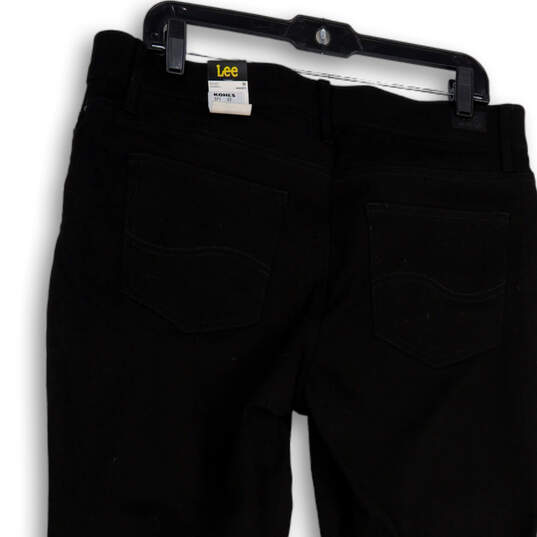 NWT Womens Black Denim Regular Fit Pockets Dark Wash Bootcut Jeans Size 16 image number 4