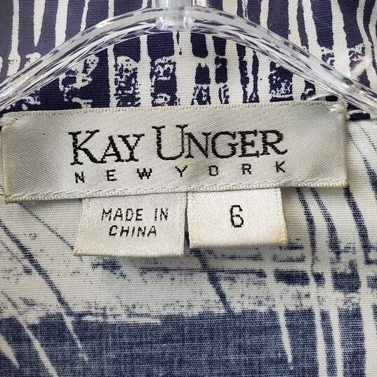 Kay Unger Blue & White Leaf Print Belted Pleated Dress Size 6 image number 3