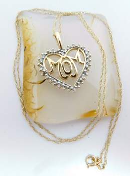10k Yellow Gold Diamond Accent Open Heart 'Mom' Pendant Necklace 1.9g