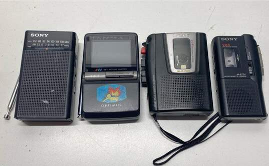 Assorted Portable Tape, Radio and TV Players image number 4
