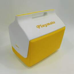 Igloo Playmates Ice Chest Cooler Yellow