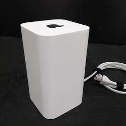 Apple Airport Extreme Base Station Model A1521 alternative image
