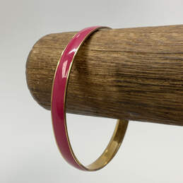 Designer J Crew Gold-Tone Pink Enamel Round Fashion Bangle Bracelet alternative image