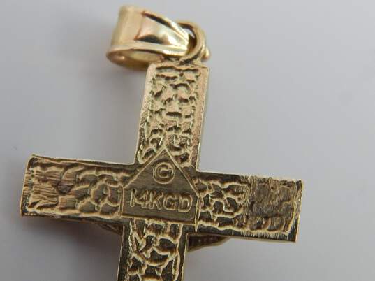 14K Yellow Gold Etched Crucifix Pendant 2.8g image number 3