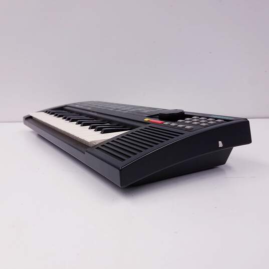 Yamaha PortaSound PSS-11 Keyboard image number 5