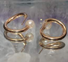 14K Yellow Gold Pearl Curled Hoop Earrings - 1.7g alternative image
