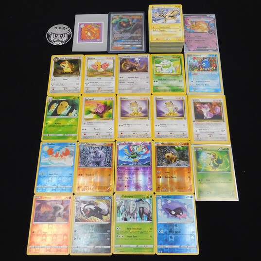 Pokemon TCG Huge Collection Lot of 100+ Cards with Vintage and Holofoils image number 1