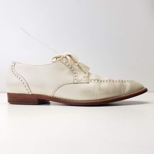 Kenneth Cole White/Beige Spectator Brogue Apron Toe Derby Shoes Men US 8.5 image number 1