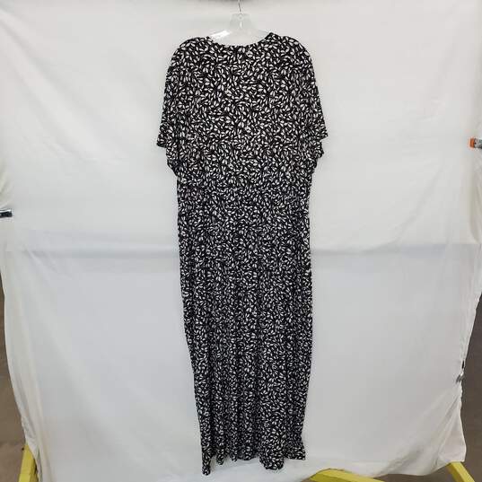 Lane Bryant Black & White Patterned Maxi Dress WM Size 26/28 NWT image number 2