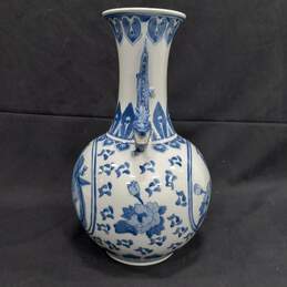 Chinese Ornate Pottery Vase alternative image