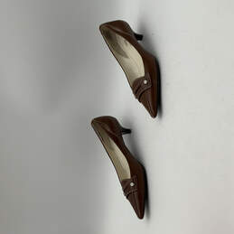 IOB Womens iFlex Brown Leather Pointed Toe Kitten Pump Heels Size 6M alternative image