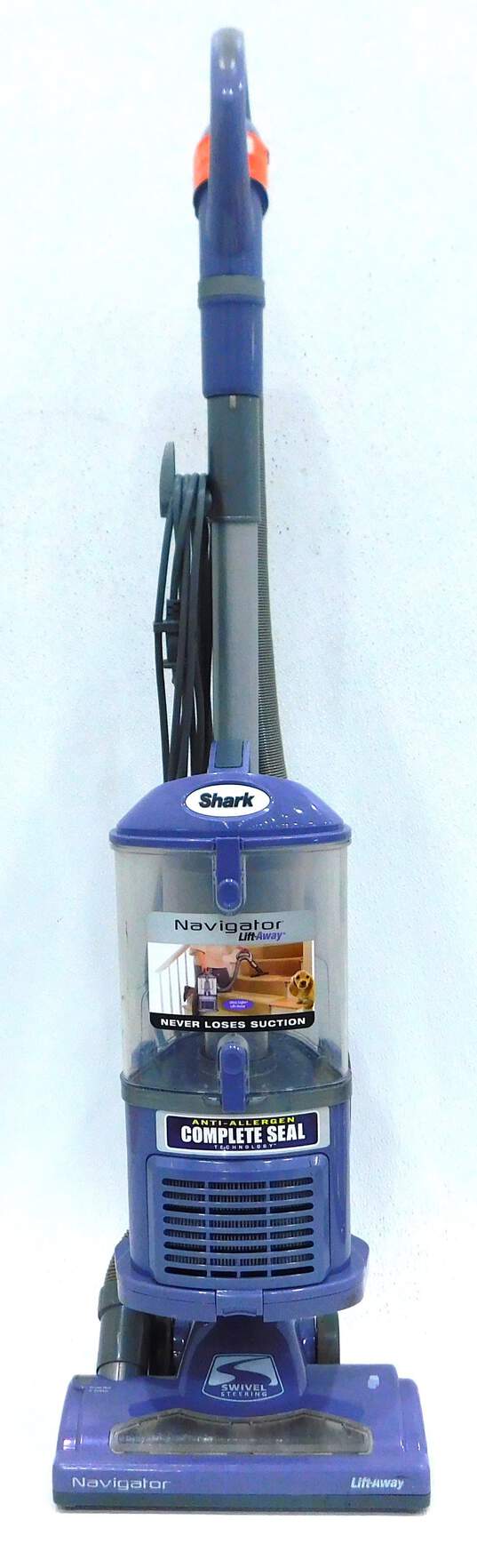 Shark NV352 Navigator Lift Away Upright Vacuum Cleaner Anti-Allergen Technology image number 1