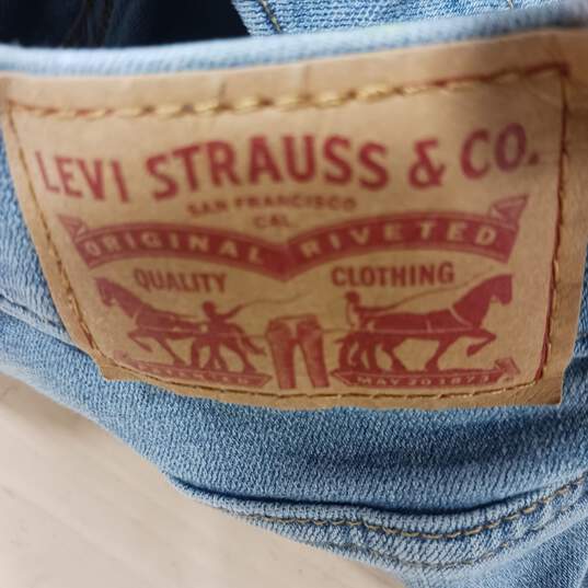 Levi's 311 Shaping Skinny Capri Pants Jeans Women's Size 27 image number 5