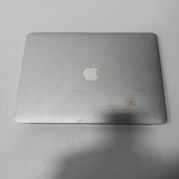 Apple MacBook Air 13" Silver A1466 alternative image