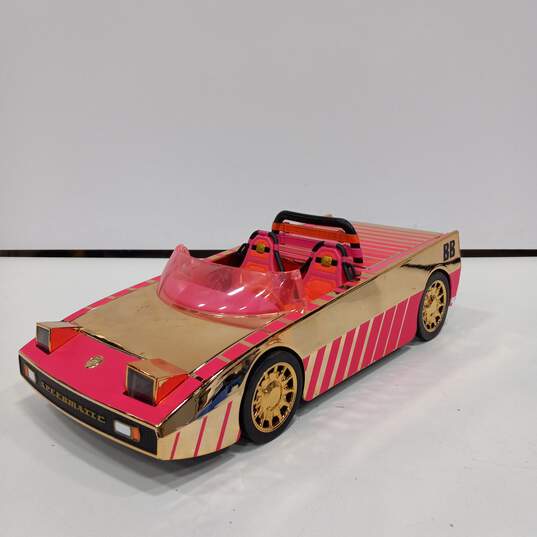 MGA Entertainment LOL Surprise Car Pool Coupe image number 1