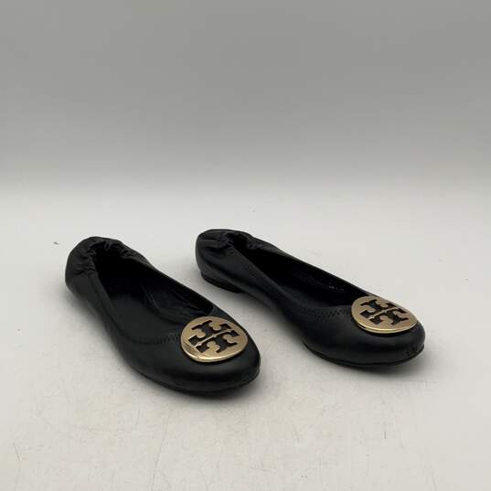 Tory Burch Womens Minnie Black Gold Travel Ballet Flats Size 7.5 With Dust Bag image number 2