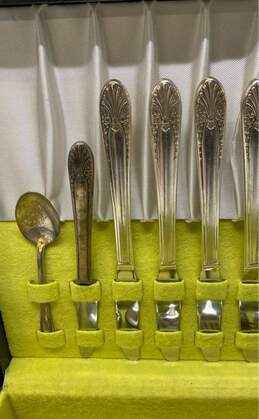 Crown Silver Company Radiance Silver Plated Flatware 75 pc Mix Lot with Chest alternative image