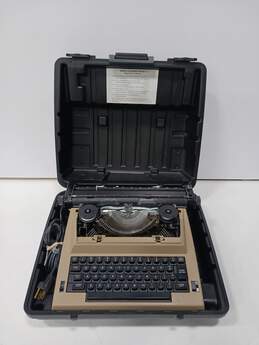 Sears 1980 The Scholar Typewriter W/ Case