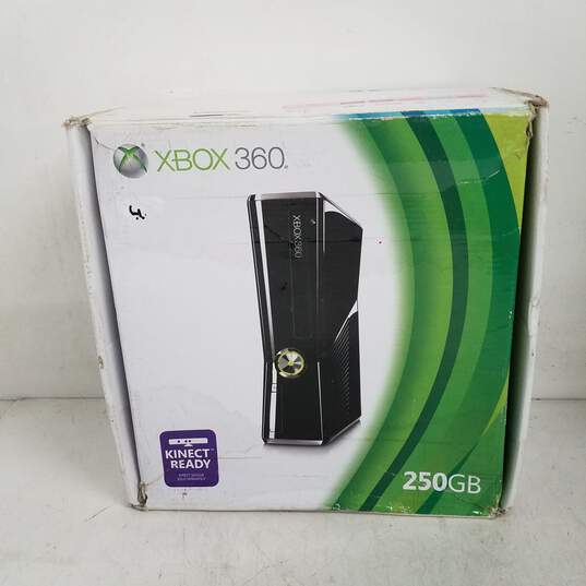 Xbox 360 S Slim 250GB Console BUNDLE Complete in Box image number 1