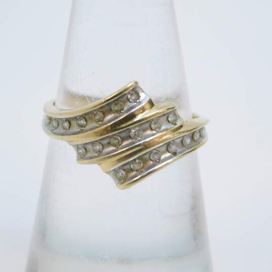 10K Yellow Gold 0.20 CTTW Round Diamond Bypass Band Ring 2.6g image number 1