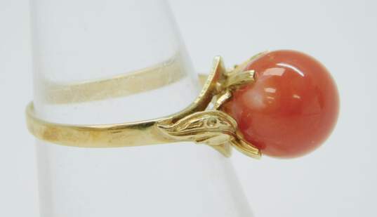Vintage 14K Yellow Gold Red Coral Bead Ring 3.4g image number 3