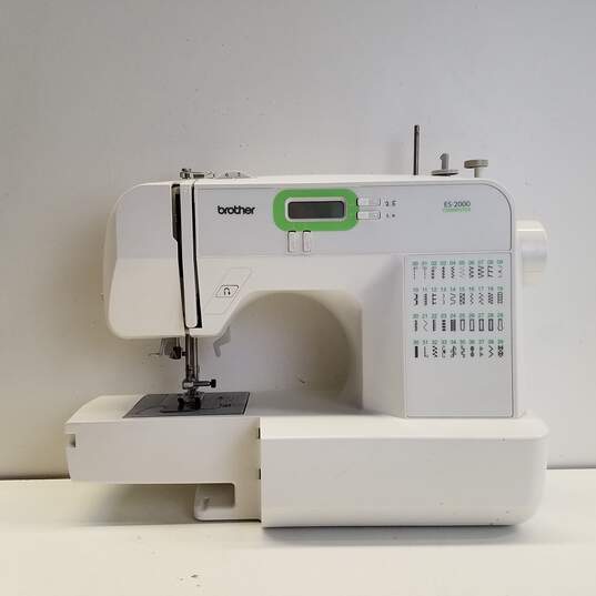 Brother ES-2000 Computer Sewing Machine image number 2