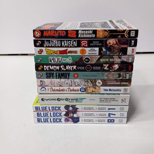Bundle of 12 Manga Graphic Novels image number 3