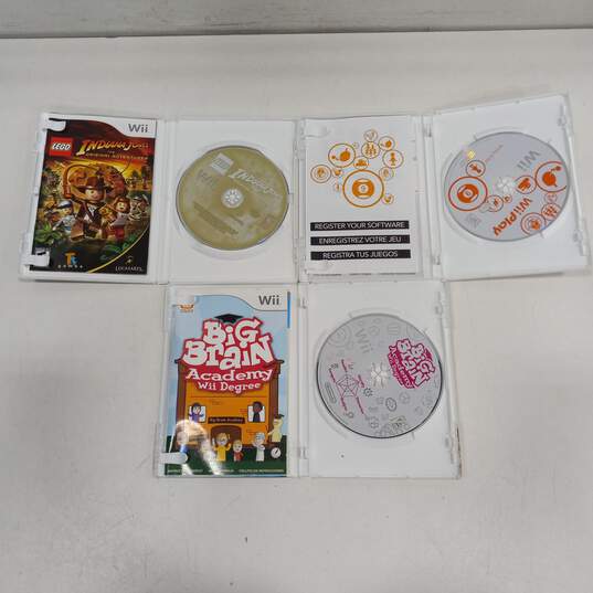 Bundle of 7 Assorted Nintendo Wii Video Games image number 1