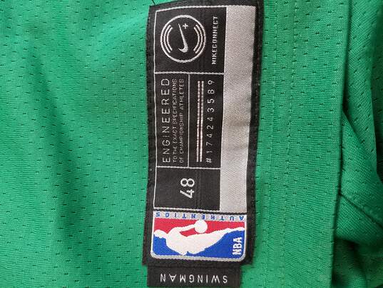 NBA Boston Celtics Kyrie Irving #11 Men Green Jersey L image number 4