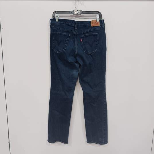 Women’s Levi’s 505 Straight Fit Jeans Sz 31 image number 2