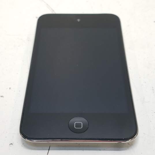 Apple iPod Touch (4th Generation) 8GB iOS 5.1.1 image number 1